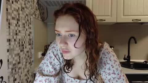 Emily online show from December 16, 9:31 pm