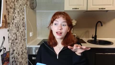 Emily online show from September 18, 9:46 pm