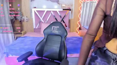 jenna_tay1 online show from May 16, 12:13 am
