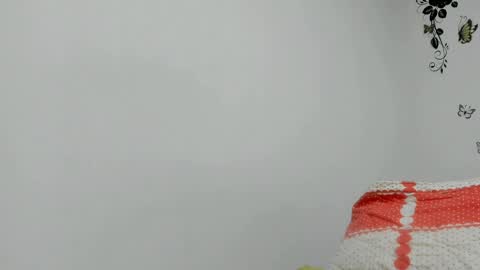 jenniferloveyou online show from April 11, 10:30 am