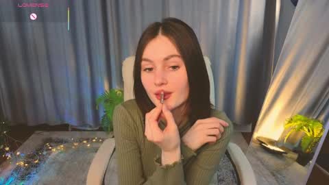 jennyfer_me online show from March 7, 1:07 pm