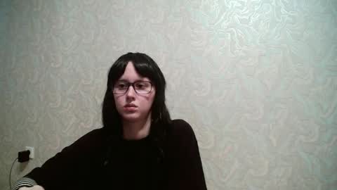 JennyOlset online show from June 16, 11:44 am