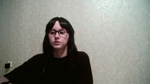 JennyOlset online show from July 13, 9:32 am
