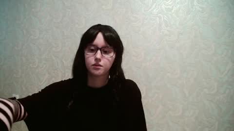 JennyOlset online show from May 20, 4:09 am