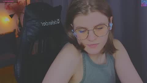  JessieVibes online show from April 19, 6:10 pm