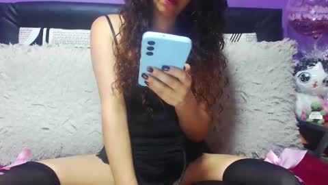 jessy online show from April 4, 4:39 pm