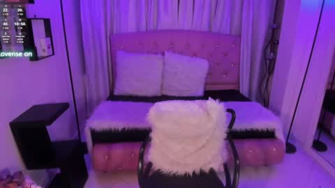 Jolie price  online show from April 15, 3:40 am