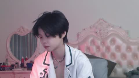 joycekay online show from April 1, 6:49 pm