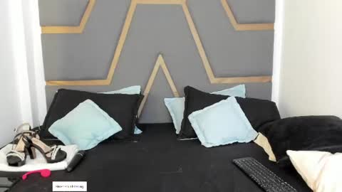 Juana Valkiria online show from June 29, 3:13 am