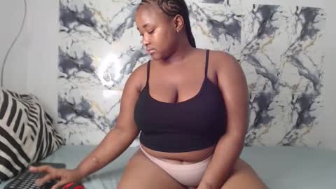 juicyjasminx online show from May 4, 6:44 pm