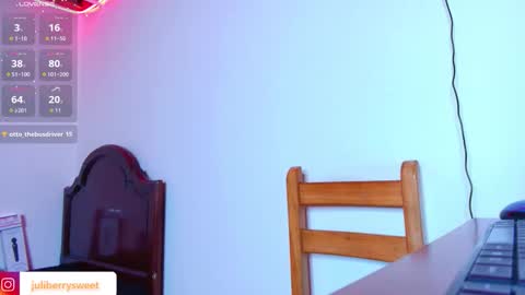 Juliana online show from November 16, 2:57 am