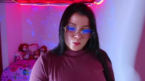 Juliana online show from May 26, 11:15 pm