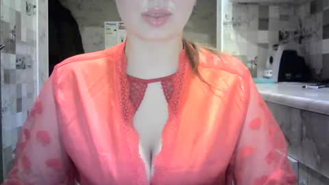 julia69009 online show from February 24, 10:30 pm