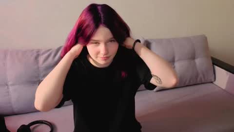 Julia online show from March 29, 1:04 am