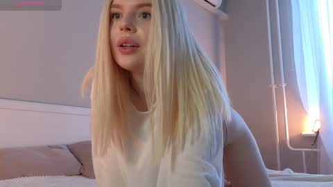 Molly online show from December 26, 6:41 am