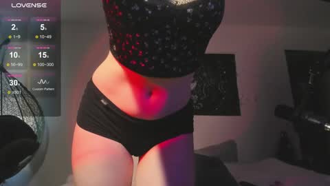 Julls online show from June 4, 2:06 am