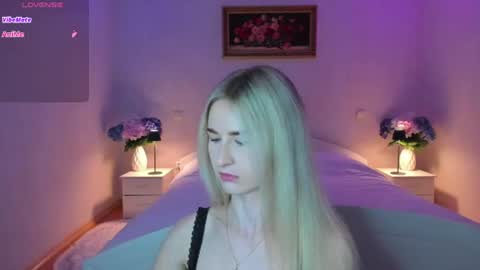 julieblazex online show from July 14, 9:30 pm