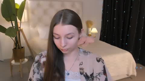 juliedaniel online show from April 1, 1:41 pm