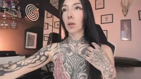 juliet_sourire online show from July 16, 2:43 pm