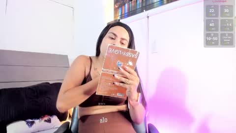 Julieta  online show from April 6, 10:49 am