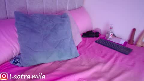 IG mila delux online show from October 22, 4:17 am