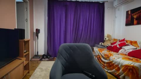 Rose online show from July 30, 8:59 am
