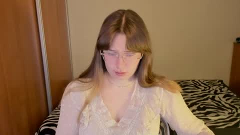 Nika and Mark online show from June 25, 1:27 am