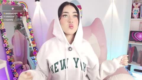 Emy online show from April 8, 1:52 am