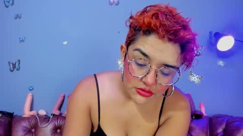 kaira_mosse_ online show from March 10, 12:09 pm
