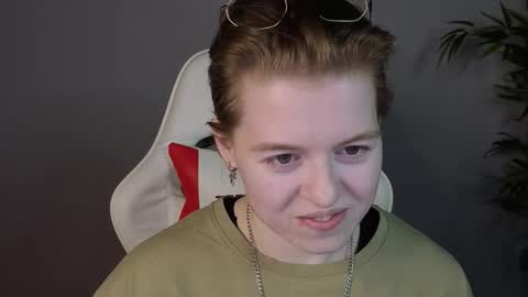 Karen online show from March 26, 9:44 am