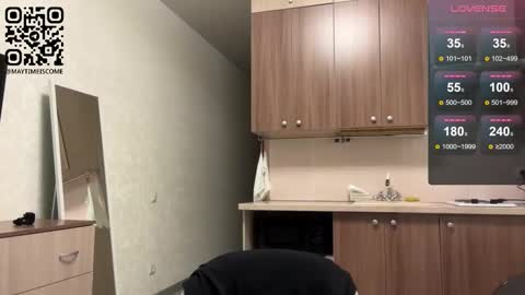 May online show from March 26, 4:31 pm