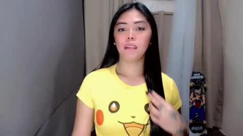 I AM BELLE online show from April 16, 5:52 am