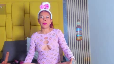 karla online show from March 25, 12:08 pm