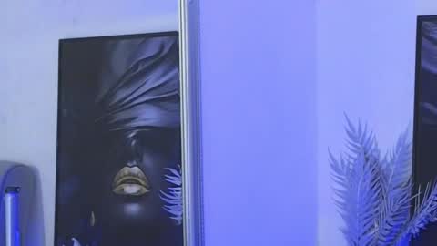 Julia online show from March 4, 9:32 pm