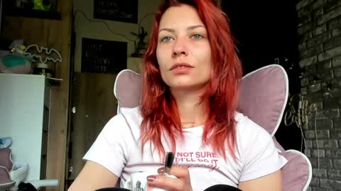 karoline121 online show from May 16, 5:43 am