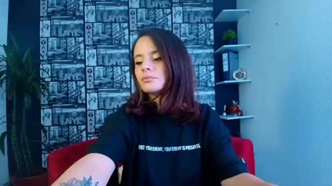 kassandra james online show from April 13, 1:01 pm