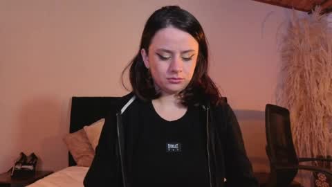 kassandra james online show from March 27, 11:33 am