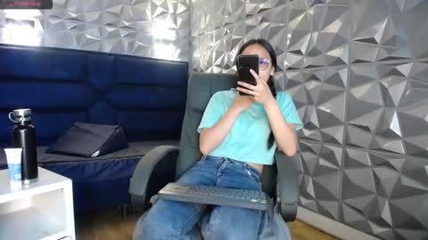 Katalina online show from March 13, 6:09 pm