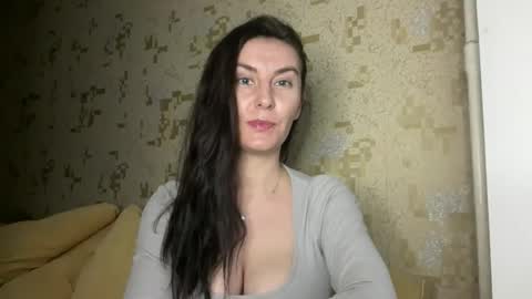 KatalinaQE online show from April 8, 4:31 pm