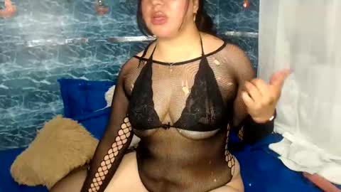 kate jones1109 online show from April 22, 9:45 pm