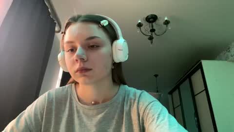 Kate  online show from May 21, 5:49 am