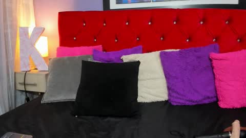 Katie online show from March 14, 9:27 pm