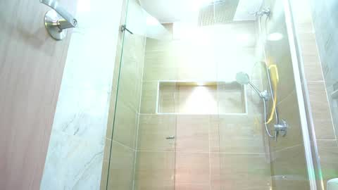 Follow me on instagram and twitter as correaktnees online show from April 12, 8:28 am