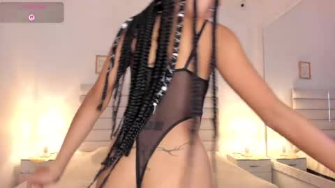 katy_contreras online show from April 1, 11:44 am