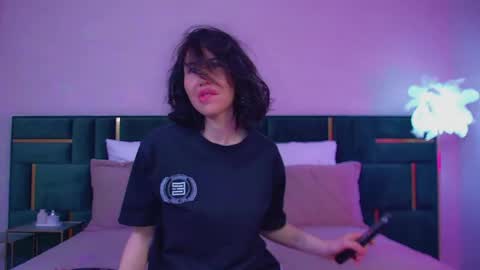 Kayla online show from May 2, 6:49 am