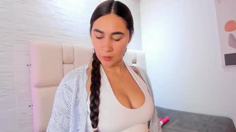 kaylee_scott_ online show from March 29, 12:37 pm