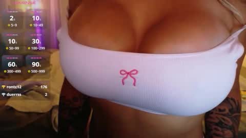 Kaylee 3 online show from May 16, 4:48 am
