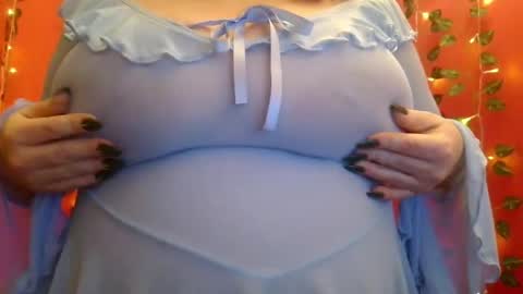 kaytlinjaymes online show from March 18, 1:43 am