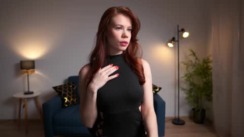 keira_knight online show from March 1, 10:21 pm