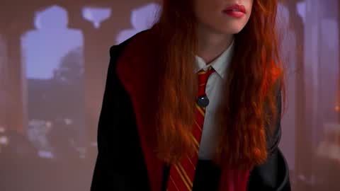 keira_knight online show from November 14, 10:43 pm